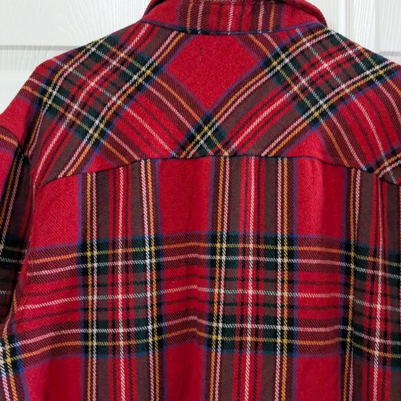 Forever 21 Men's Flannel Long Sleeve Button Down Shirt Jacket, Red Plaid, Large - Picture 10 of 14